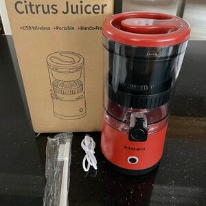 Dusenho Compact Cordless Electric Citrus Juicer Rechargeable with USB